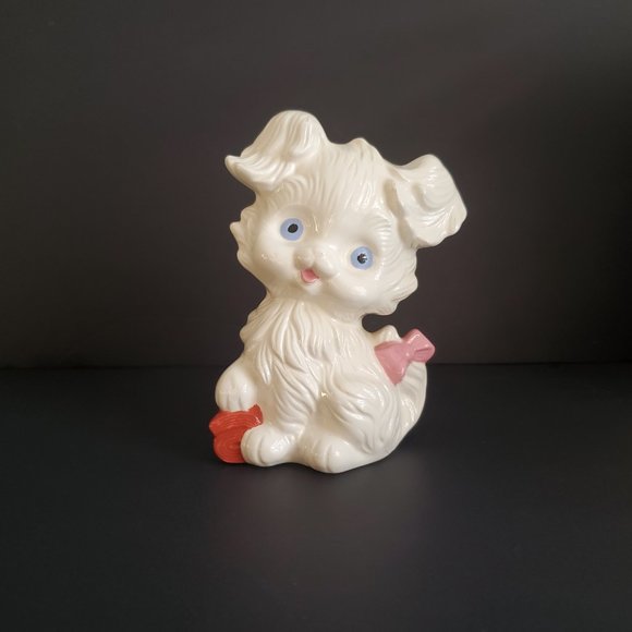 Cute Kitschy Puppy Figurine Vintage Signed 70s Ceramic White Blue Eyes Pink Bow - Picture 4 of 8